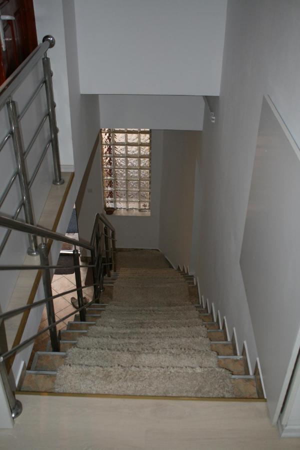 Penthouse Daniela - 3 Rooms In A Spacious Central Apartment Marosvásárhely Kültér fotó